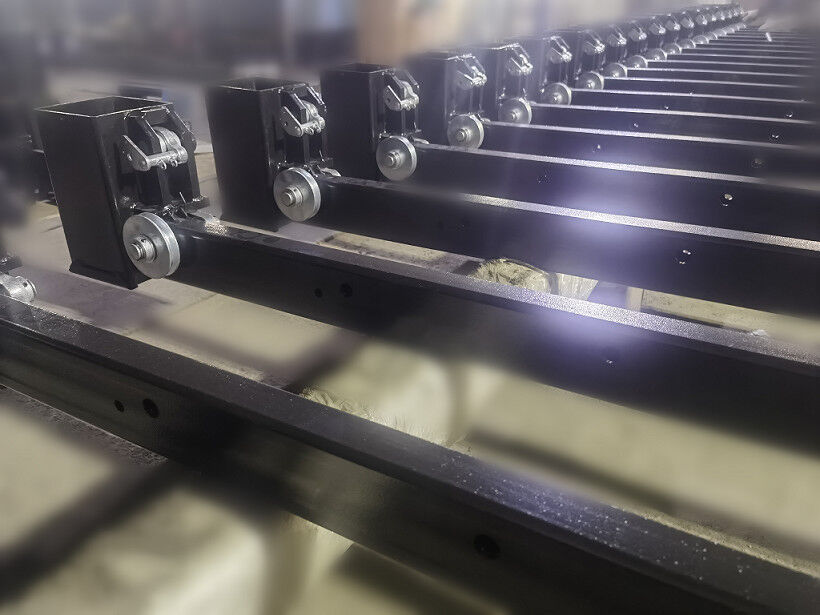 Hydraulic 4 Post Car Lift 9000 Lb Oil Pressure 18mpa