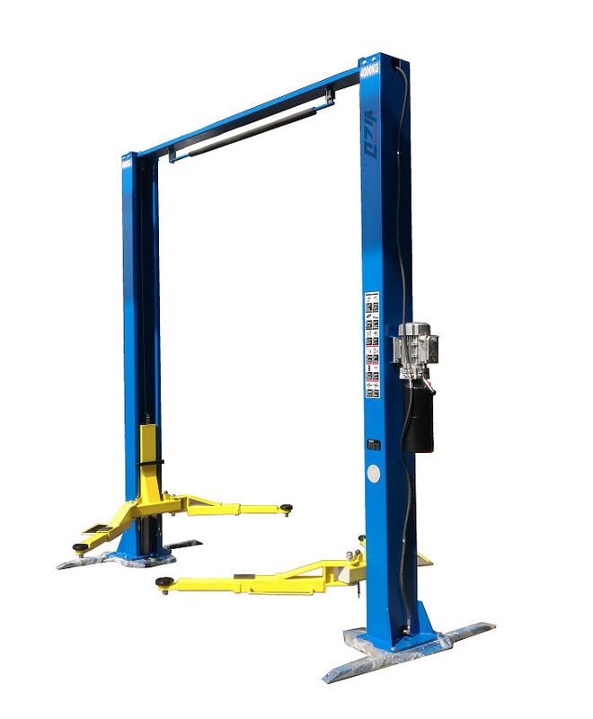 220V/1Ph Portable 2 Post Car Lifts For Home Garage Capacity 4000Kg