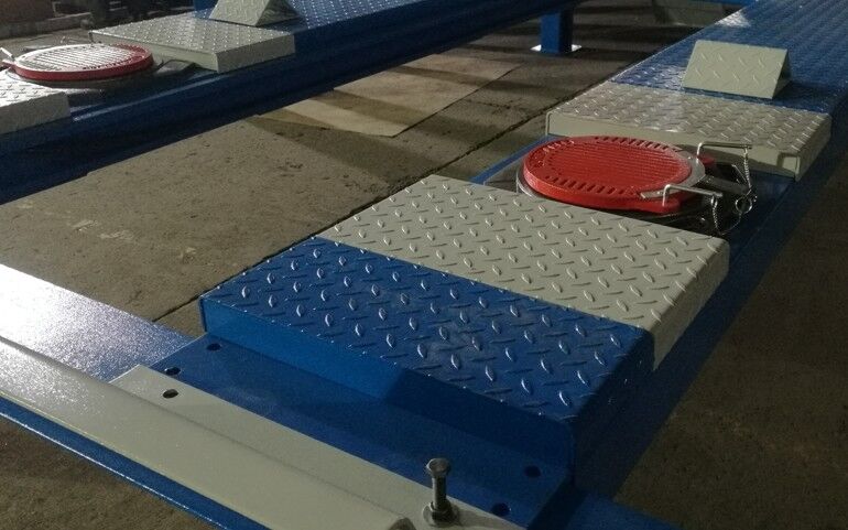 220V/380V 4 Post Wheel Alignment Lift Rack With 3kW Motor Power