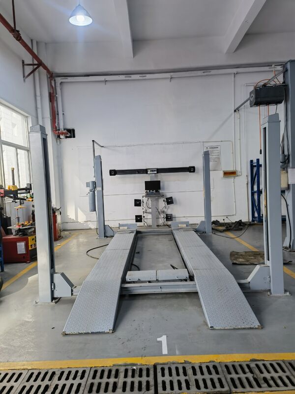 9000lbs 4 Post Lift With Wheels Alignment Hoist Lifting Height 1825mm