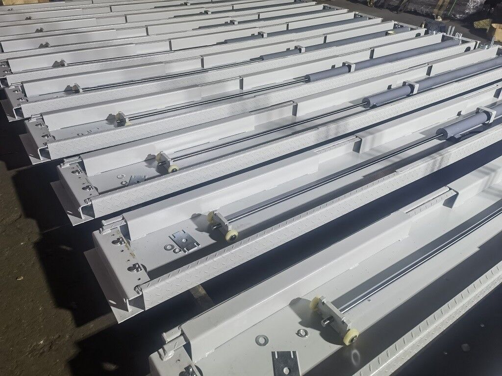 Lift Height 1800mm Four Post Parking Lift  4 Post Parking Hoist 120 Volt 20 Amp