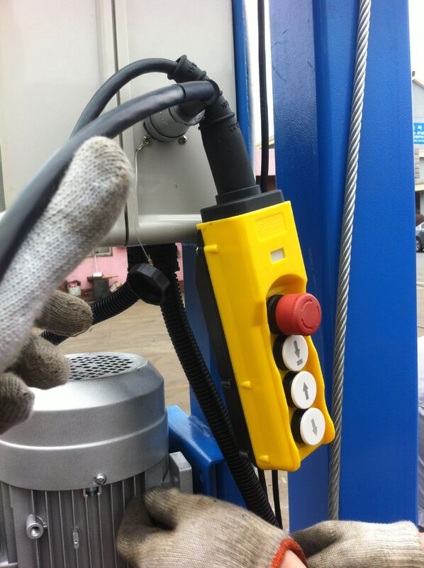 Lift Height 1800mm 9000 Lb 4 Post Car Lift Manual Lock Release